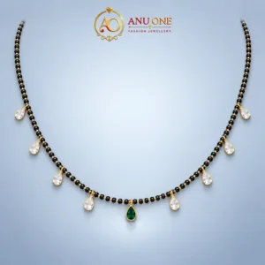 Black Beads Short